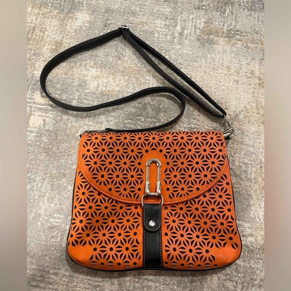 Victoria Leland Designs Orange Cut Out Crossbody Purse 👛 Summer Color Pop! - Picture 1 of 12